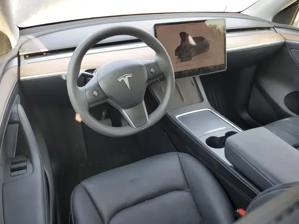 7SAYGDEE9RF079616 2024 TESLA MODEL Y - Image 8