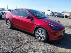 7SAYGDEE9RF088767 2024 TESLA MODEL Y