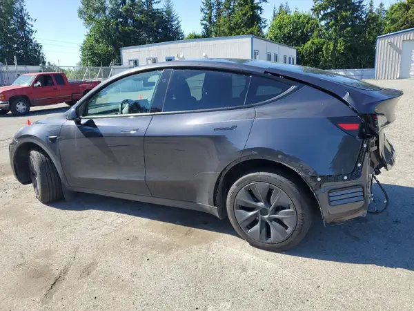 7SAYGDEE9RF120729 2024 TESLA MODEL Y - Image 2