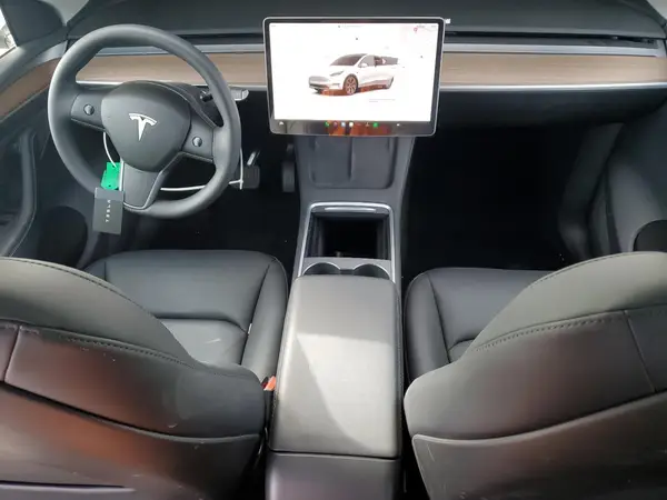 7SAYGDEE9RF129219 2024 TESLA MODEL Y - Image 8