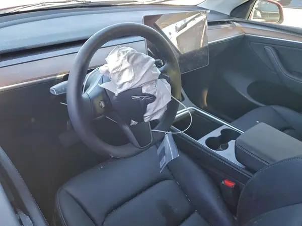 7SAYGDEE9RF130581 2024 TESLA MODEL Y - Image 8