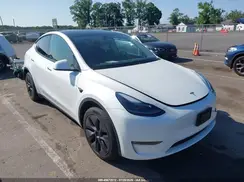 7SAYGDEE9RF152273 2024 TESLA MODEL Y