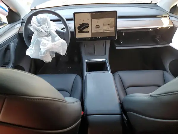 7SAYGDEE9RF160910 2024 TESLA MODEL Y - Image 8