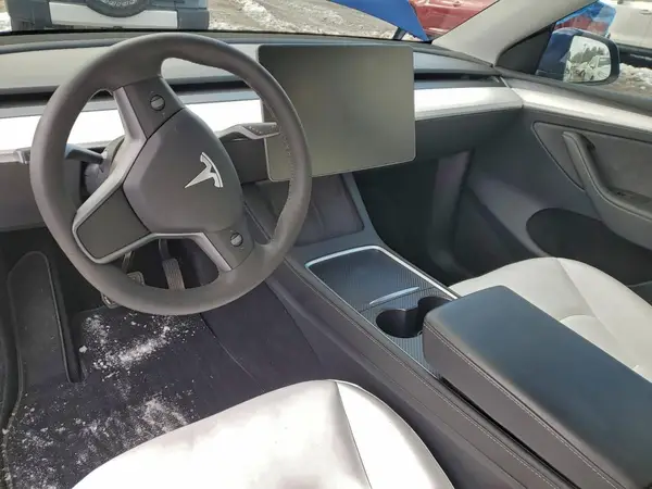7SAYGDEE9RF180428 2024 TESLA MODEL Y - Image 8
