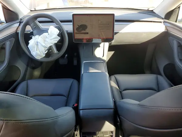 7SAYGDEE9RF180459 2024 TESLA MODEL Y - Image 8