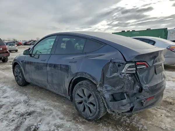 7SAYGDEE9RF197388 2024 TESLA MODEL Y - Image 2