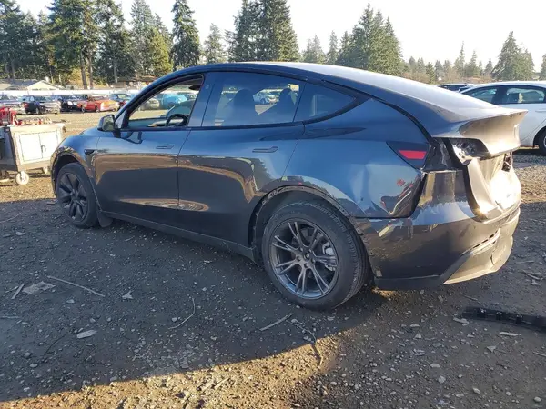 7SAYGDEE9RF205604 2024 TESLA MODEL Y - Image 2