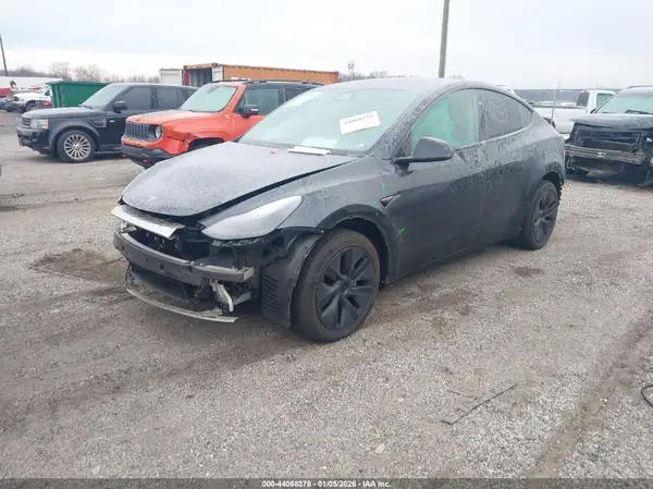 7SAYGDEE9SA336728 2025 TESLA MODEL Y - Image 2
