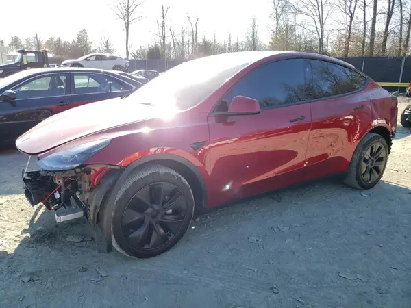 7SAYGDEE9SA339208 2025 TESLA MODEL Y - Image 1