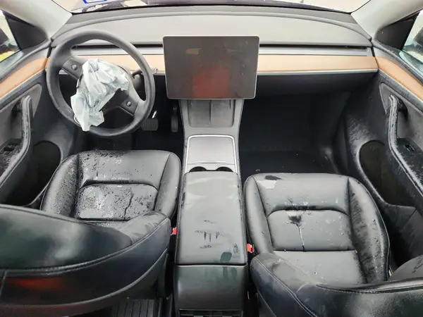 7SAYGDEE9SA344604 2025 TESLA MODEL Y - Image 8