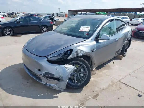 7SAYGDEE9SA347647 2025 TESLA MODEL Y - Image 2