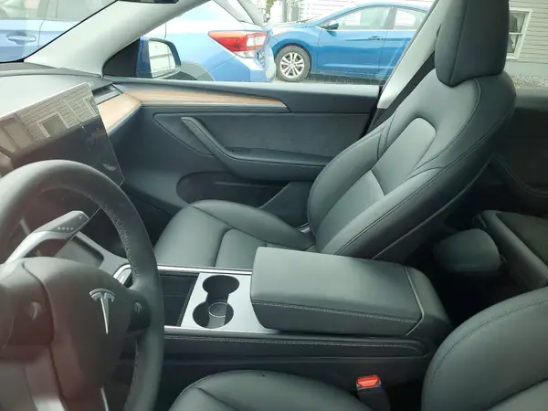 7SAYGDEE9SA349981 2025 TESLA MODEL Y - Image 8