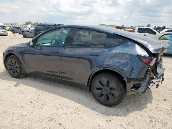 7SAYGDEE9SA351696 2025 TESLA MODEL Y - Image 2