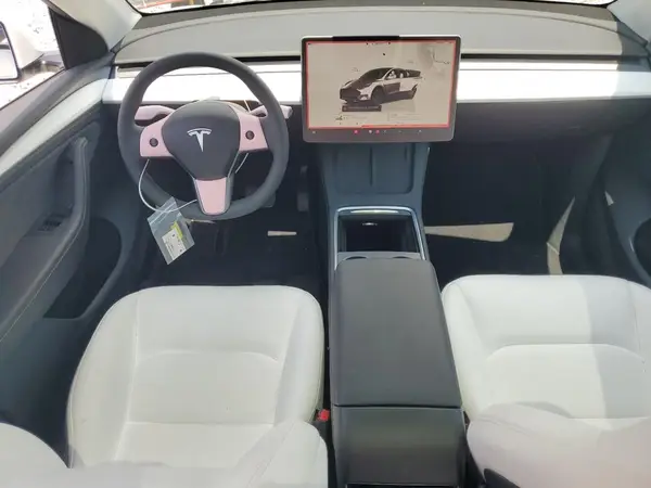 7SAYGDEE9SA356817 2025 TESLA MODEL Y - Image 8