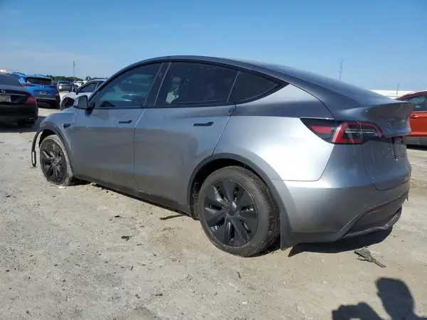 7SAYGDEE9SA357174 2025 TESLA MODEL Y - Image 2