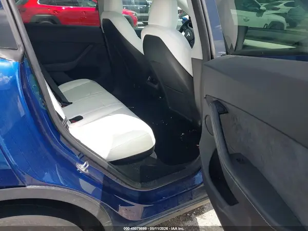 7SAYGDEE9SA372032 2025 TESLA MODEL Y - Image 8