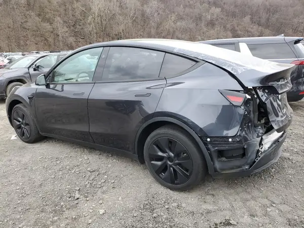 7SAYGDEE9SF224241 2025 TESLA MODEL Y - Image 2