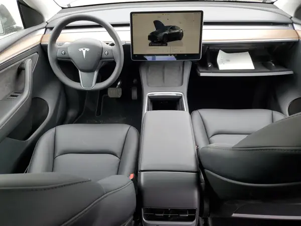 7SAYGDEE9SF224241 2025 TESLA MODEL Y - Image 8