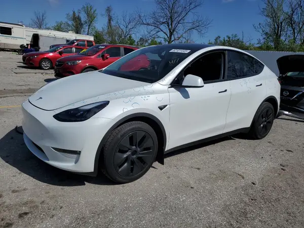 7SAYGDEE9SF224403 2025 TESLA MODEL Y - Image 1