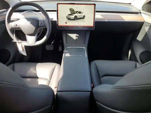 7SAYGDEE9SF224403 2025 TESLA MODEL Y - Image 8