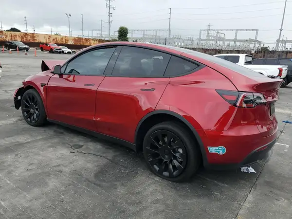 7SAYGDEE9SF264514 2025 TESLA MODEL Y - Image 2