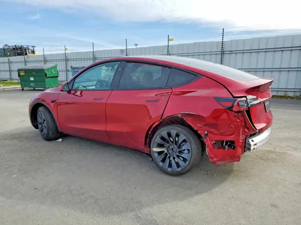 7SAYGDEE9SF280275 2025 TESLA MODEL Y - Image 2