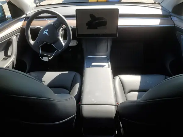 7SAYGDEE9SF302274 2025 TESLA MODEL Y - Image 8