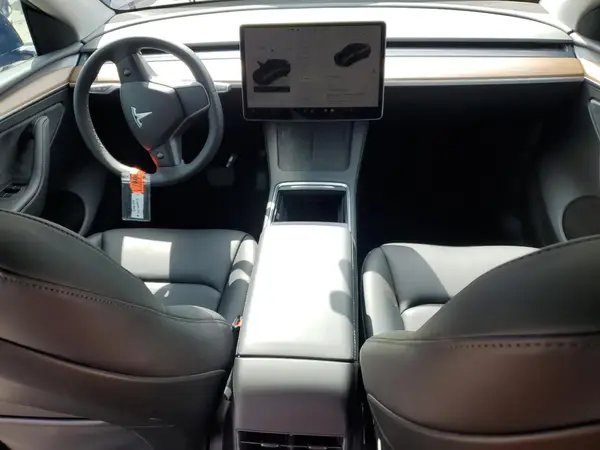 7SAYGDEE9SF305840 2025 TESLA MODEL Y - Image 8