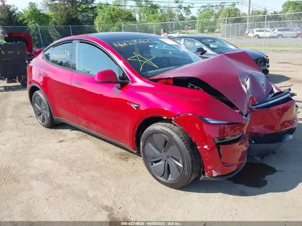 7SAYGDEE9TA389169 2026 TESLA MODEL Y - Image 1