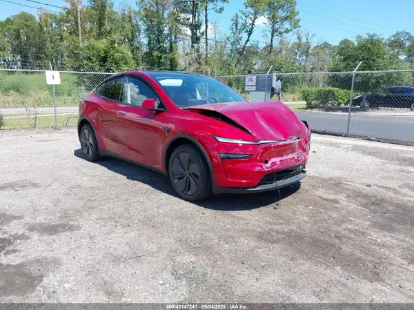 7SAYGDEE9TA389415 2026 TESLA MODEL Y - Image 1