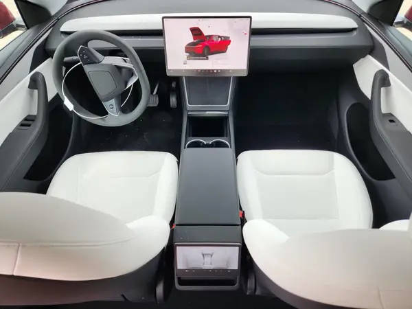 7SAYGDEE9TA406410 2026 TESLA MODEL Y - Image 8