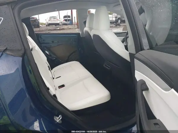 7SAYGDEE9TA408657 2026 TESLA MODEL Y - Image 8
