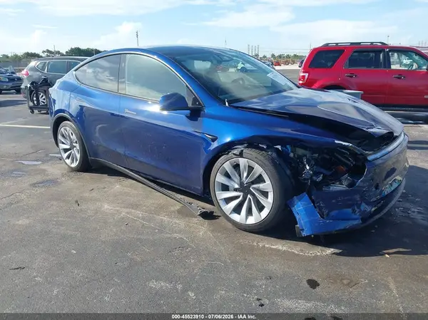 7SAYGDEE9TA408822 2026 TESLA MODEL Y - Image 1