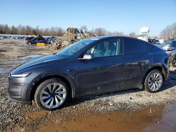 7SAYGDEE9TA410232 2026 TESLA MODEL Y - Image 1