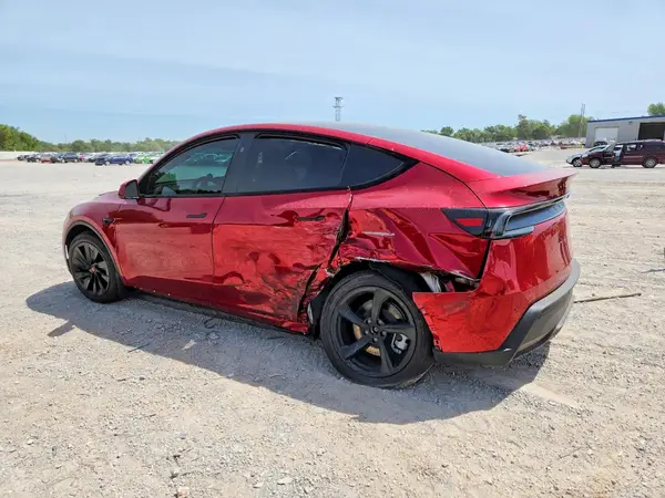7SAYGDEE9TA446583 2026 TESLA MODEL Y - Image 2