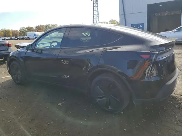 7SAYGDEE9TA454845 2026 TESLA MODEL Y - Image 2