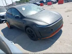 7SAYGDEE9TA455879 2026 TESLA MODEL Y