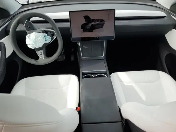 7SAYGDEE9TA464906 2026 TESLA MODEL Y - Image 8