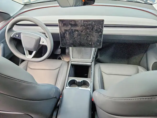 7SAYGDEE9TA584723 2026 TESLA MODEL Y - Image 8