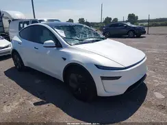 7SAYGDEE9TA666709 2026 TESLA MODEL Y
