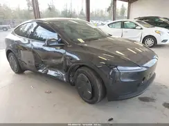 7SAYGDEE9TA670839 2026 TESLA MODEL Y