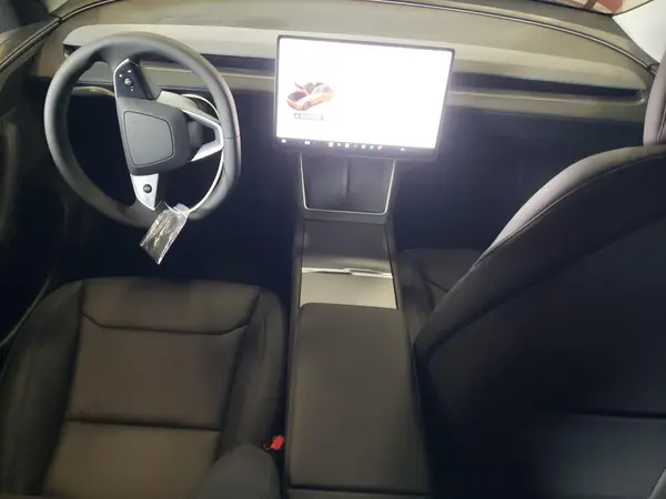 7SAYGDEE9TF343246 2026 TESLA MODEL Y - Image 8