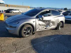7SAYGDEE9TF351332 2026 TESLA MODEL Y
