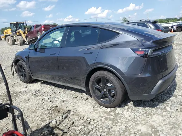 7SAYGDEE9TF361567 2026 TESLA MODEL Y - Image 2