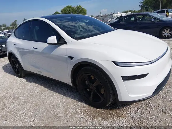 7SAYGDEE9TF405812 2026 TESLA MODEL Y - Image 1