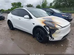 7SAYGDEE9TF408600 2026 TESLA MODEL Y