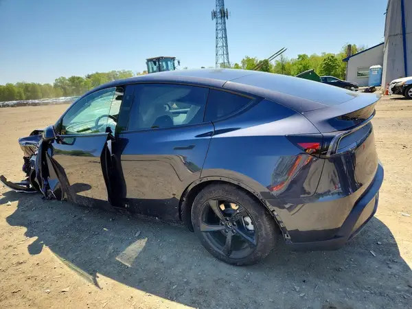 7SAYGDEE9TF554768 2026 TESLA MODEL Y - Image 2