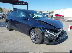 7SAYGDEE9TF673923 2026 TESLA MODEL Y