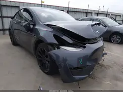 7SAYGDEEXNA002177 2022 TESLA MODEL Y