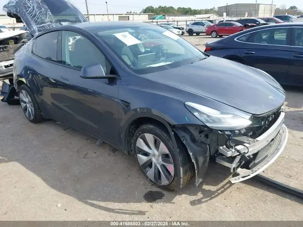 7SAYGDEEXNA004866 2022 TESLA MODEL Y - Image 1
